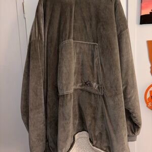 Gray Snuggie